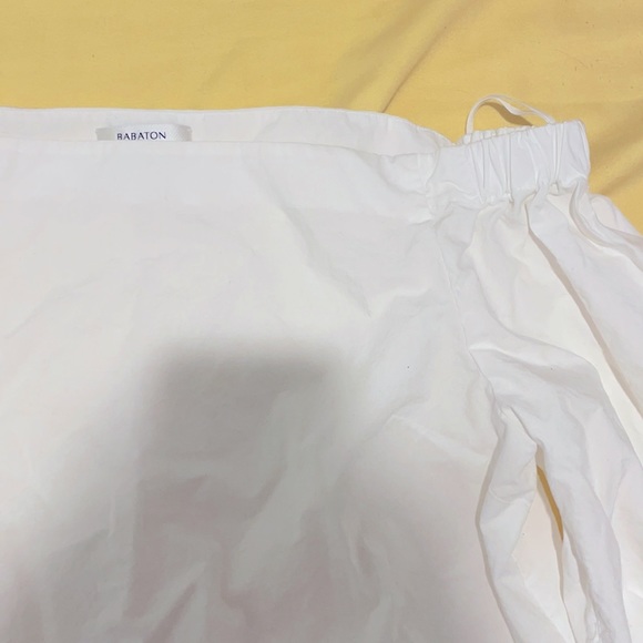 Aritzia Babaton 100% Cotton Off-shoulder Blouse - Picture 3 of 3
